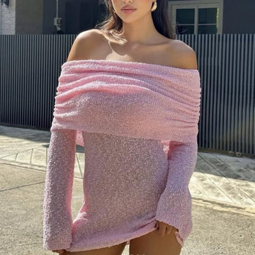 Vestido Corto Off-Shoulder con Solapa Ancha y Mangas Largas